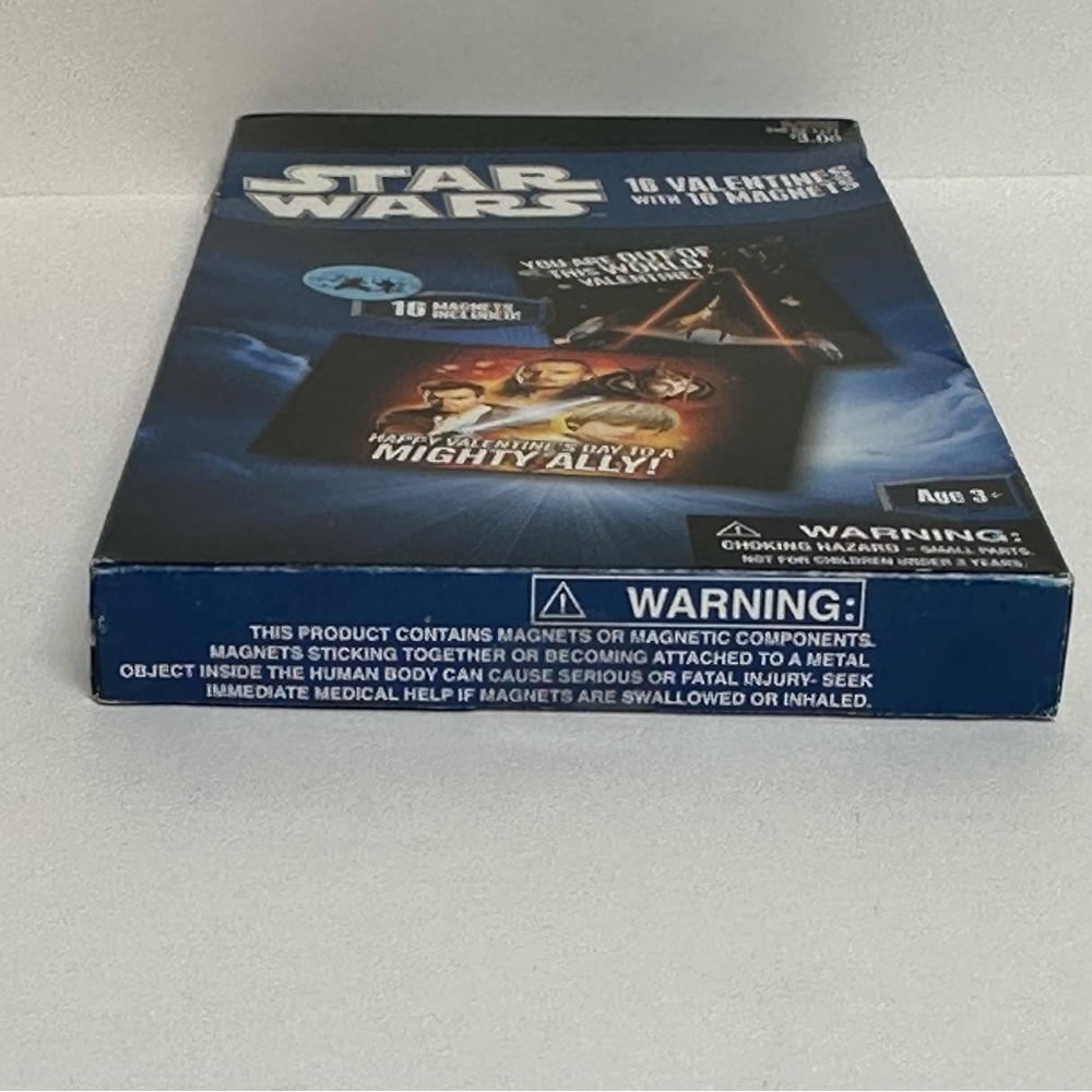 Star Wars 16 Valentine's Cards With 16 Magnets 2012 Sealed - Picture 8 of 8